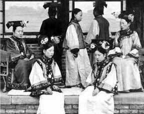 宫女吃瓜图片,揭秘宫女偷吃瓜的幕后故事